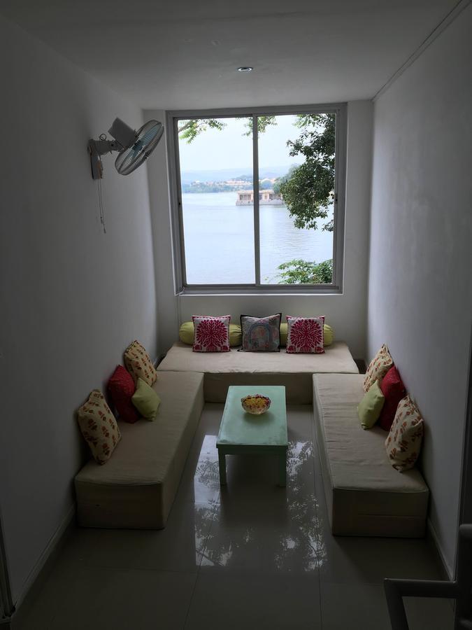 The Shaharkot By The Lake Ξενοδοχείο Ουνταϊπούρ Εξωτερικό φωτογραφία